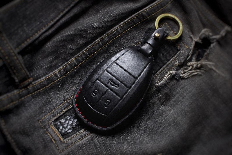 Bentley Bentley GT Bentayga Flying Spur Car Key Holster - Keychains - Genuine Leather Black