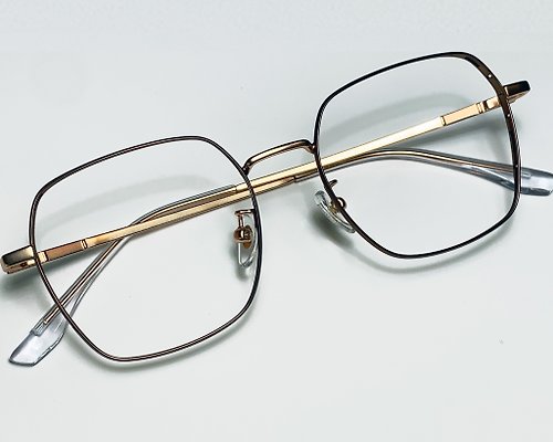 SunnyLife眼鏡 眼鏡。方框。鈦金屬。霧面。質感首選