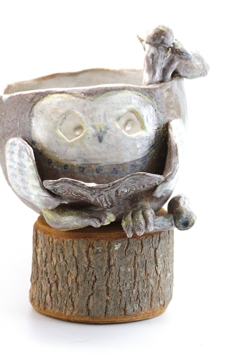 Pure hand-pinned owl ceramic flower vessel - Pottery & Ceramics - Pottery Multicolor