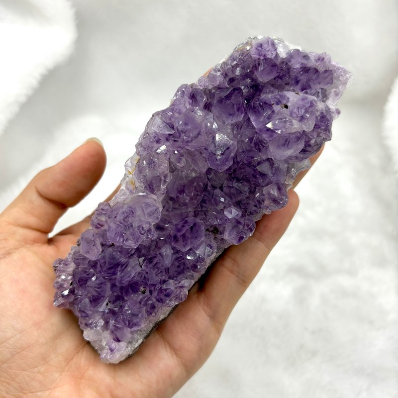 *Natural gift + spirituality*Natural Brazilian amethyst mineral Natural Amethyst - ของวางตกแต่ง - คริสตัล สีม่วง