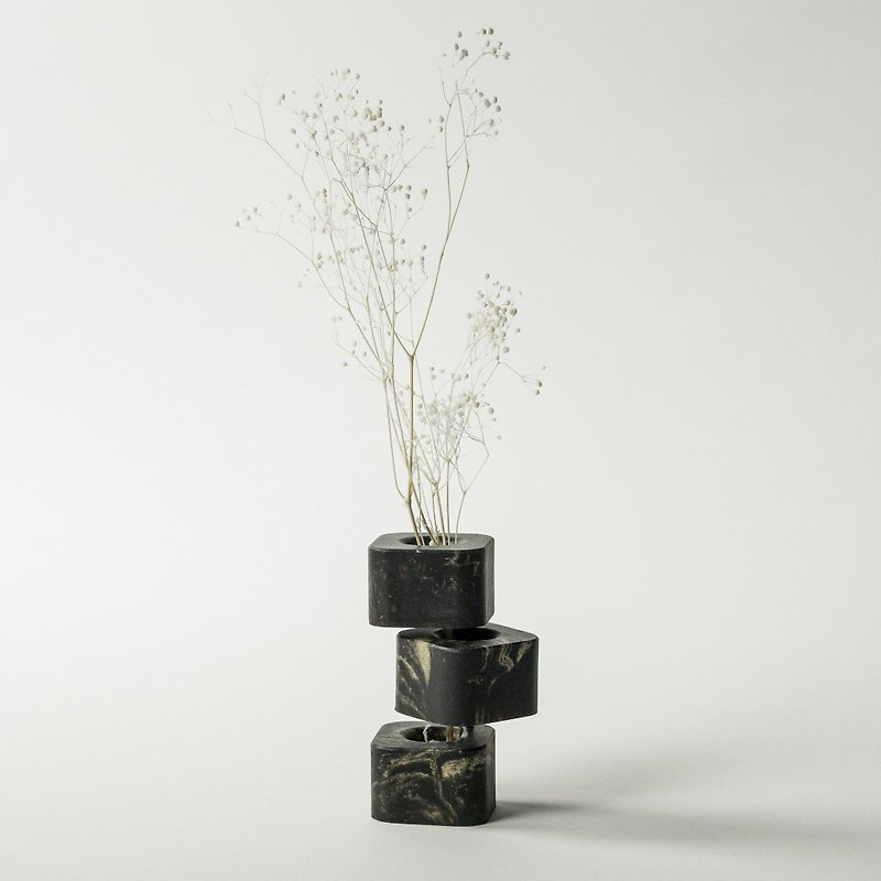 Marble。Rotating vase。Square。Black - เซรามิก - หิน สีดำ
