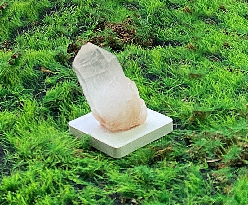 天然原礦冰透粉皮側芽白水晶  療癒 開運 淨化 能量 擺件 - 擺飾/家飾品 - 水晶 白色