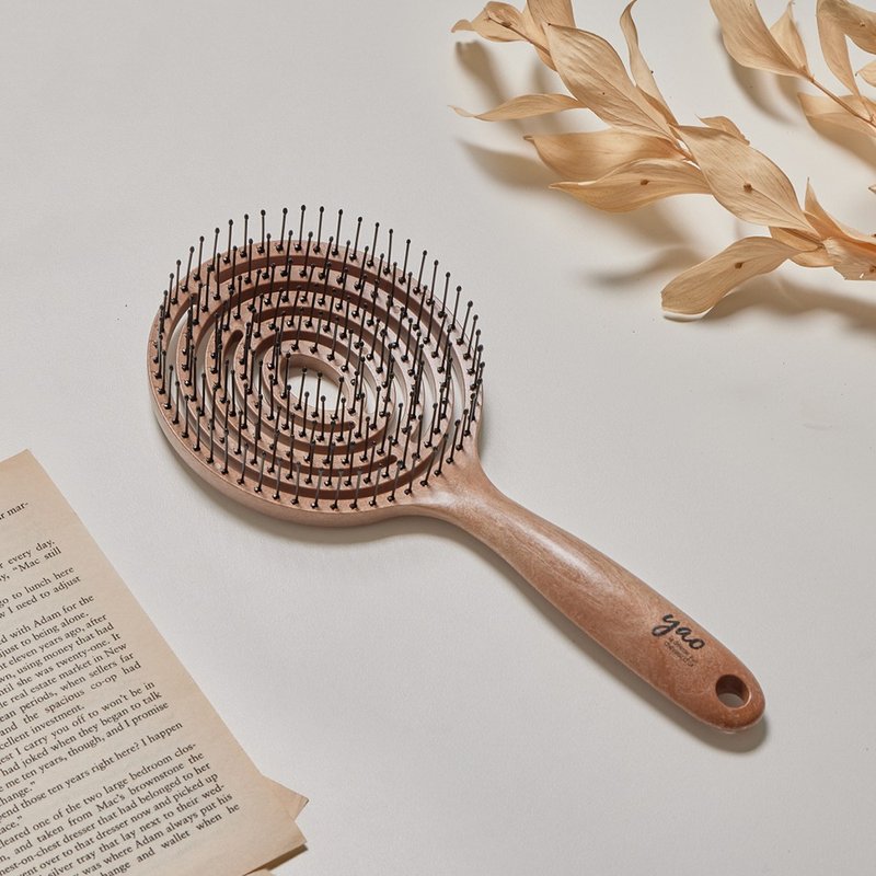 yao+ ring hollow massage comb | thick long hair - Makeup Brushes - Wood 