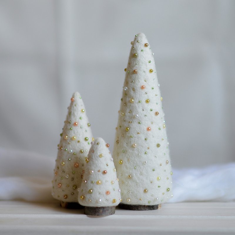 Felt Christmas tree  ornaments Mini white Christmas tree xmas gift idea - 公仔模型 - 羊毛 白色