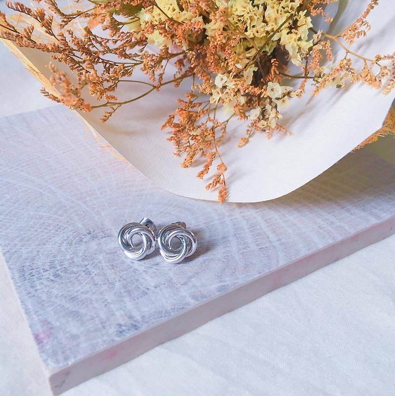 幾何麻花鋼針耳環(銀色) - 耳環/耳夾 - 其他金屬 銀色