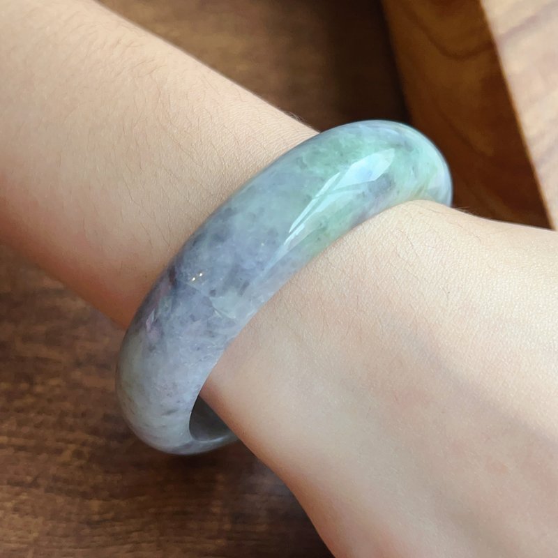 Spring colored jade bracelet | 19 g | Natural Burmese jade jade A goods | Gift giving - Bracelets - Jade Green