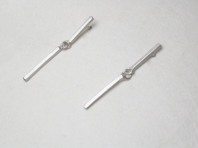 【Line 系列】 #a48 line耳環-金工手作銀飾 - 耳環/耳夾/耳骨夾 - 銀 白色