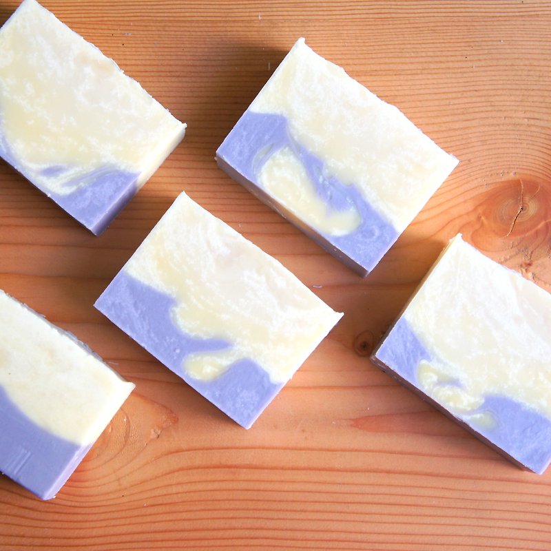 Liang Yan rice bran soap - Soap - Other Materials Purple