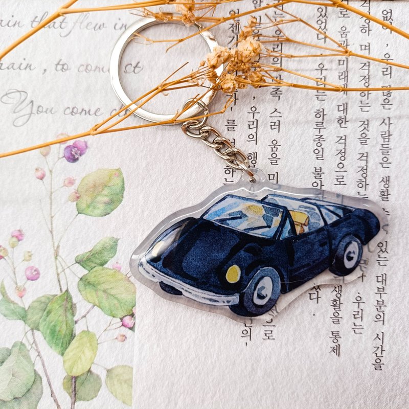 KR463黑色跑車Black Sports Car/晶透吊飾 - 鑰匙圈/鑰匙包 - 塑膠 多色