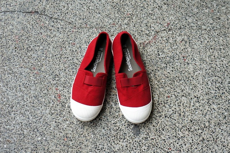 BETTY dark red easy to wear off / lazy shoes / natural wind / canvas shoes / casual shoes national casual shoes Taiwan good products - Women's Casual Shoes - Cotton & Hemp Red