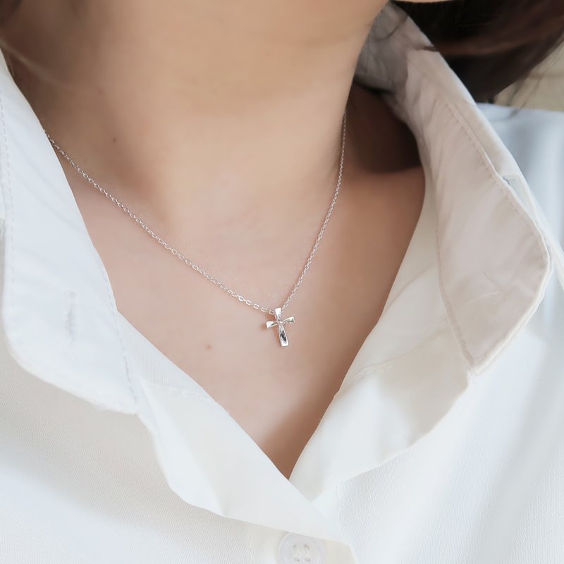 925 sterling silver lucky knot cross pendant necklace clavicle chain long chain free gift packaging - สร้อยคอ - เงินแท้ ขาว