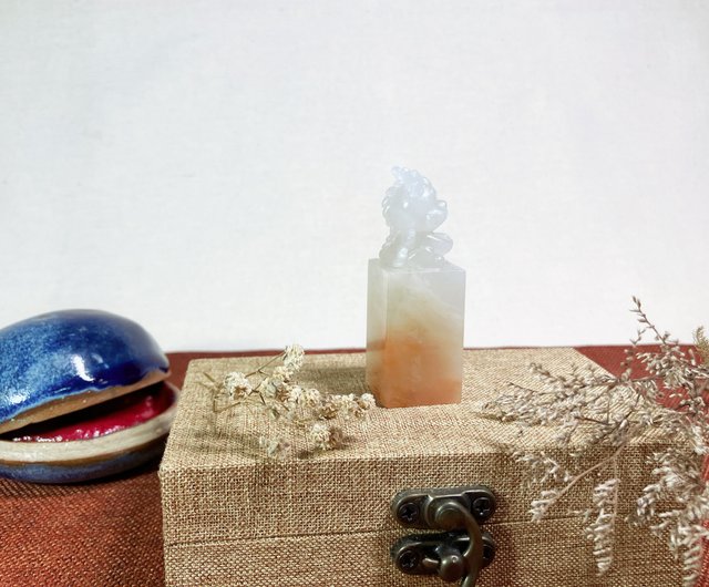 手彫りのカスタム印鑑 • 名前印鑑 • 男性の中に龍 • ラオスの石