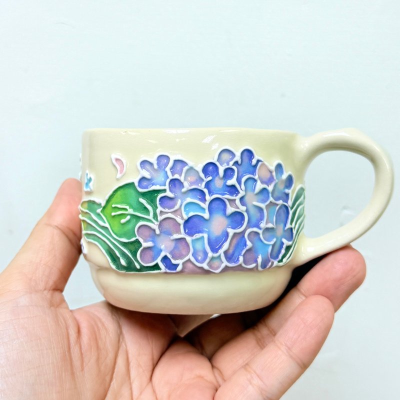 Three-dimensional glaze hydrangea art coffee cup - แก้วมัค/แก้วกาแฟ - ดินเผา หลากหลายสี