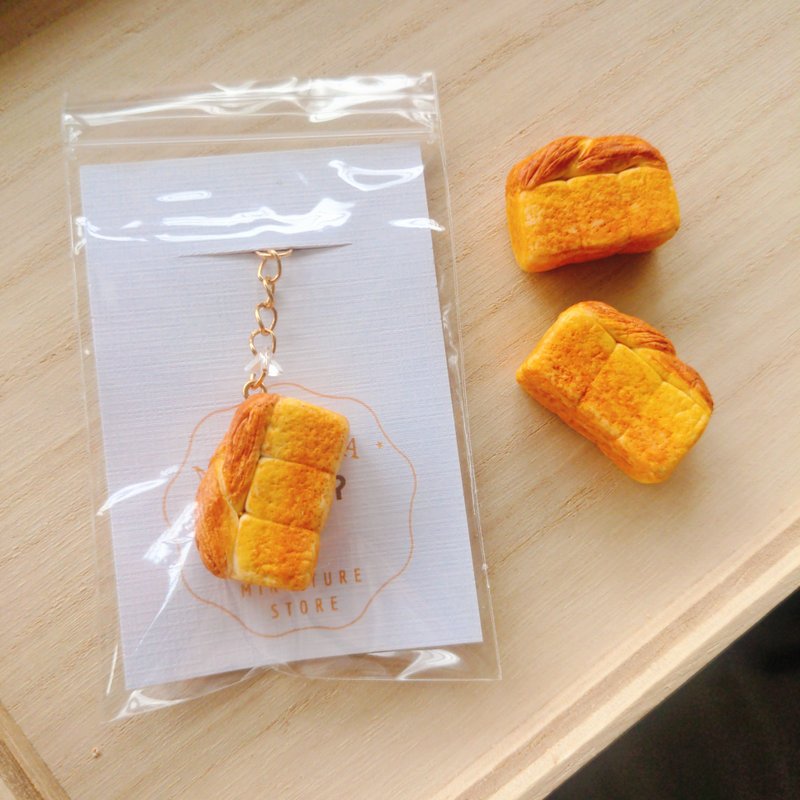 minita* Mini Danish Toast High Simulation Ornament Charm Pin Healing Small Pocket Food Play - Charms - Resin Orange