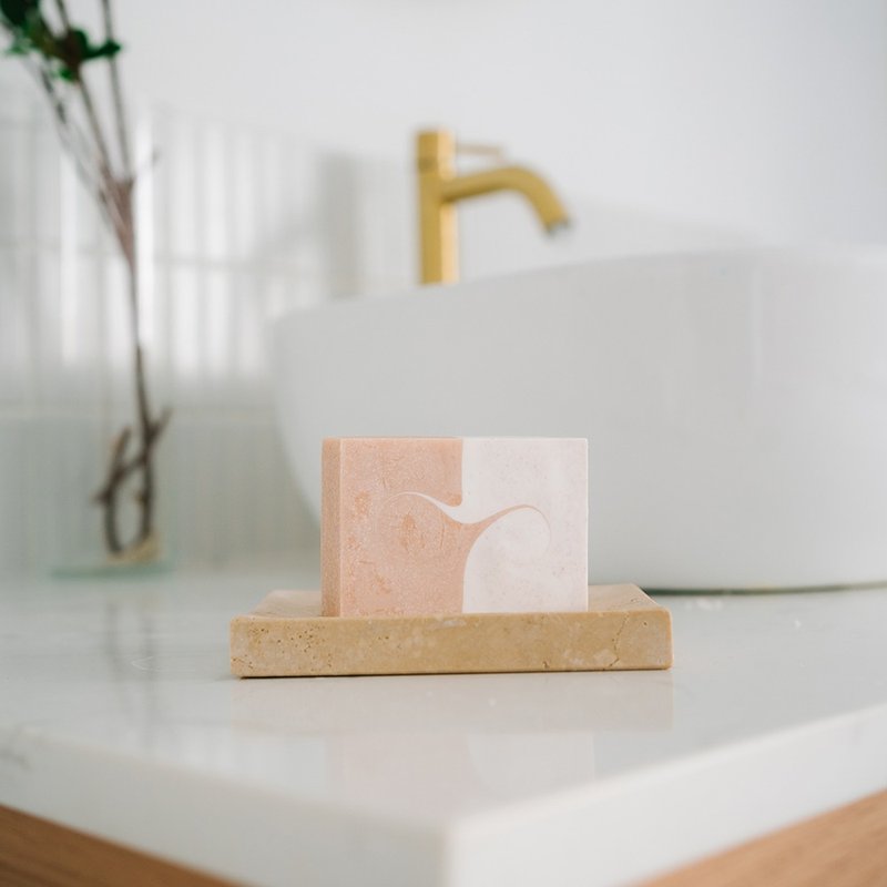 【24小時出貨】英國 dook 頂級手工鹽皂 - 初春 (苦橙+雪松) - 肥皂/手工皂 - 其他材質 白色