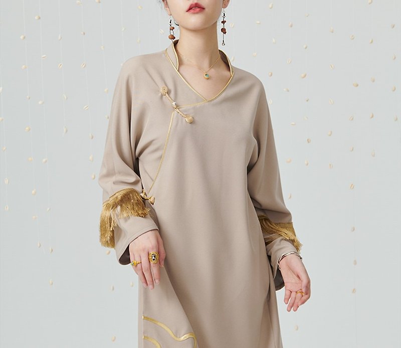 Dongxi New Chinese Retro Tibetan Style Loose Tassel Dress - One Piece Dresses - Other Materials Khaki