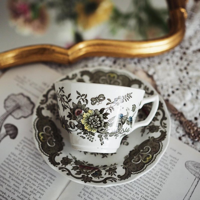 1960年的英國Ridgway Staffordshire 古董杯碟 / 咖啡杯 / 茶杯 - 咖啡杯/馬克杯 - 陶 綠色