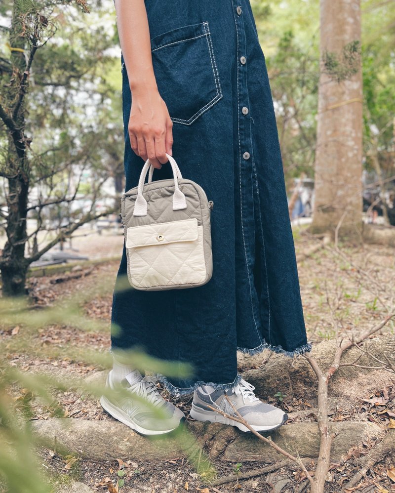 Quilted forest toast bag, cross-body and portable - green - กระเป๋าแมสเซนเจอร์ - ผ้าฝ้าย/ผ้าลินิน 