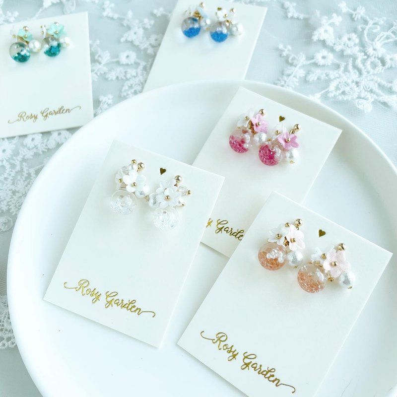 Rosy Garden Fabric flowers with snow flakes water inside glass ball earrings - ต่างหู - แก้ว หลากหลายสี