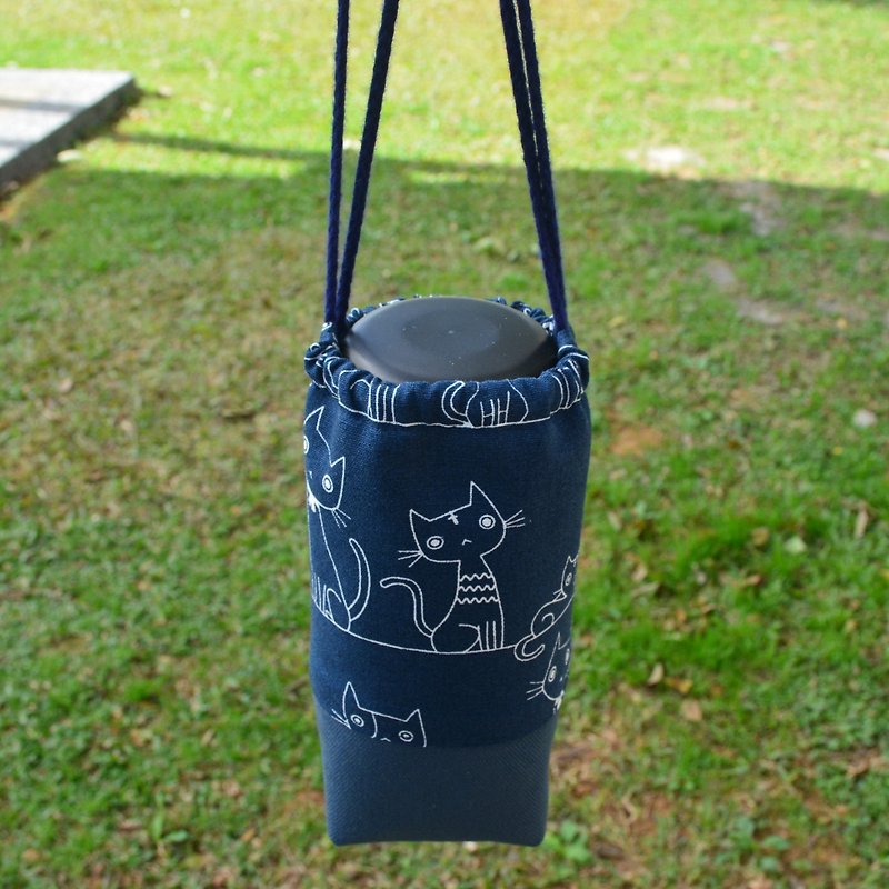 線條貓束口環保杯袋 飲料提袋 保溫瓶提袋 手作 帆布 方便  環保 - 杯袋/飲料提袋 - 棉．麻 藍色