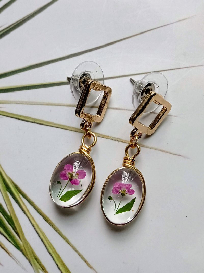 手作押花飾品 | 紫色浪漫小花耳環 - 耳環/耳夾/耳骨夾 - 玻璃 紫色