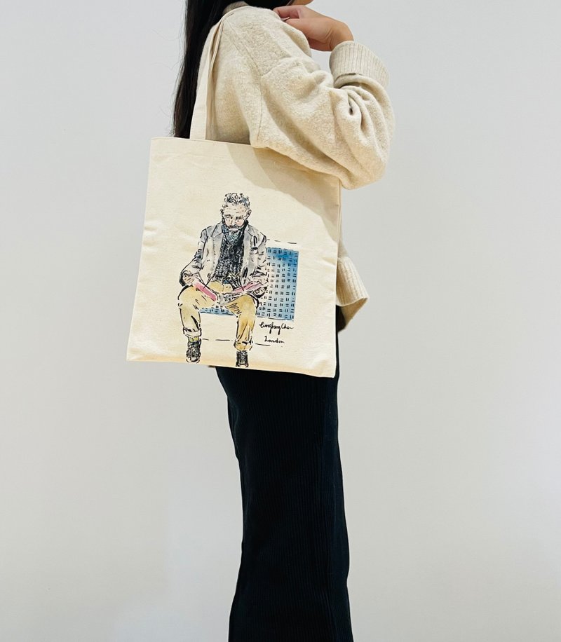 British London subway grandpa hand-painted style illustration thick canvas texture canvas bag shopping bag - กระเป๋าแมสเซนเจอร์ - ผ้าฝ้าย/ผ้าลินิน ขาว