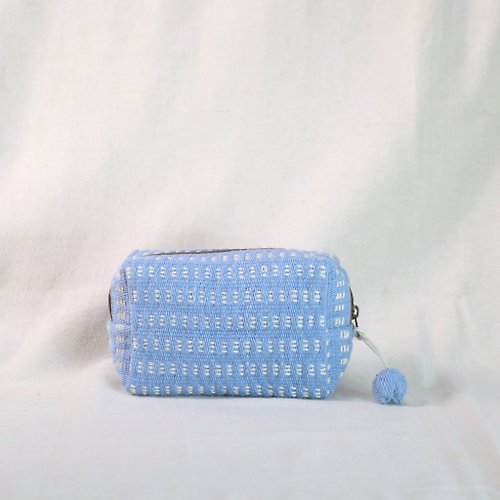 Chimmuwa 手織品 純棉手織 方收納包 化妝包 收納袋 – 藍底白點點