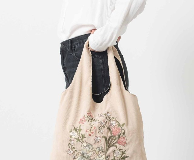 ウィリアムモリス♣︎クリサンィマム♣︎ハンドメイドバッグ ウィリアム・モリスシリーズ🕊️🌿✨ 上品さと気品さがある