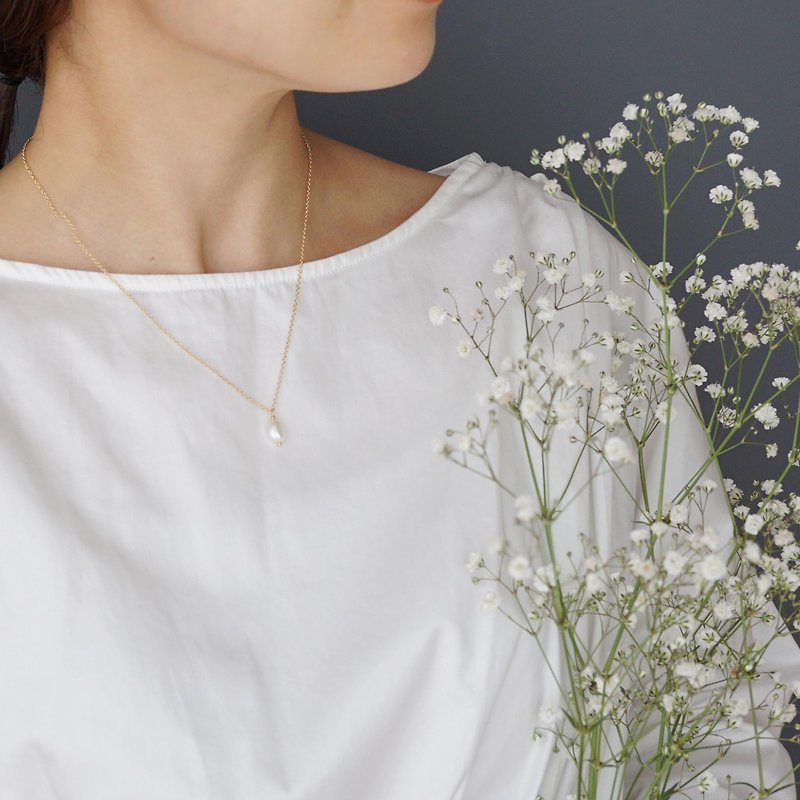14kgf Pearl Necklace - 項鍊 - 其他金屬 