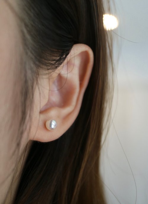KOKO PEARL JEWELRY 日本直送5.5mm akoya珍珠耳釘 基礎耳釘 天然珍珠 18K黃金 彩凜光