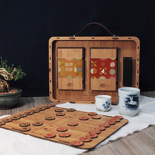 鶴茗茶業｜臺灣茶品牌 棋開得勝茶禮 | 日式典雅竹製手提箱禮盒-可客製雷雕