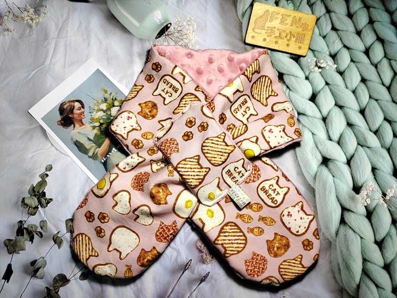 Cat Series - Japanese Cotton Pink Bread & Dessert Cat Handmade Neck Warmer - Adult Neck Warmer - Scarf - Neck Gaiter - ผ้าพันคอถัก - ผ้าฝ้าย/ผ้าลินิน 
