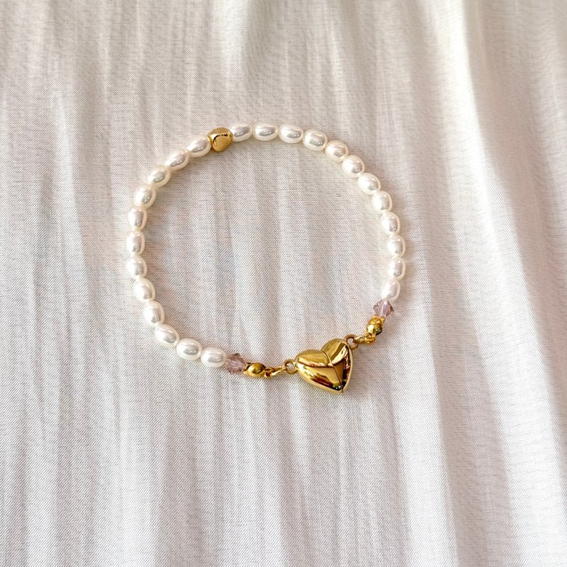 金色心形磁吸釦珍珠手鏈 - 手鍊/手鐲 - 珍珠 