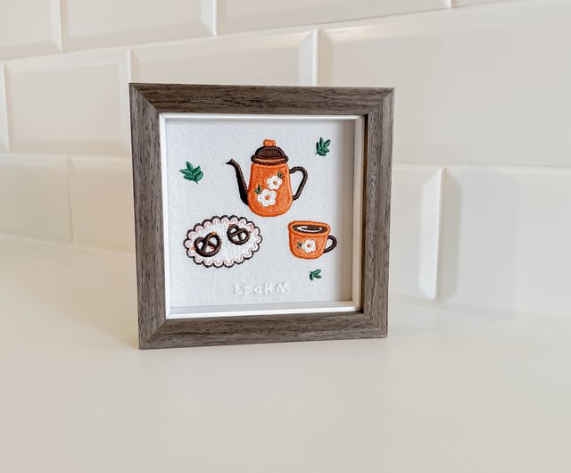 コーヒータイム】9種類のコーヒーデザート刺繍絵画｜無垢材