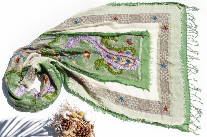 喀什米爾Cashmere/水煮羊毛披肩/針織圍巾/刺繡圍巾/羊絨披巾-花 - 圍巾/披肩 - 羊毛 綠色