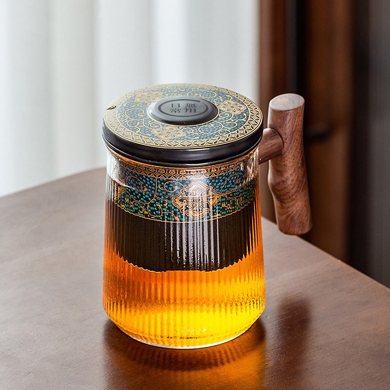 [Useless everyday] retro nostalgia / tea cup / heat-resistant glass / solid wood handle / flower tea cup - ถ้วย - แก้ว หลากหลายสี