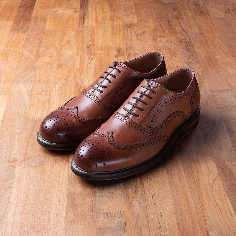 Vanger elegant and beautiful ‧ gorgeous carved real leather Oxford shoes Va210 coffee - รองเท้าลำลองผู้ชาย - หนังแท้ สีนำ้ตาล