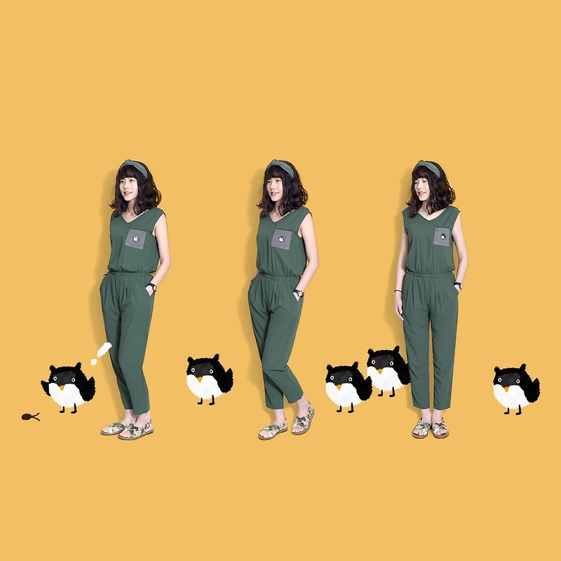 The last one to come forward to the friend / fog dark green sleeveless pants - Women's Pants - Other Materials 