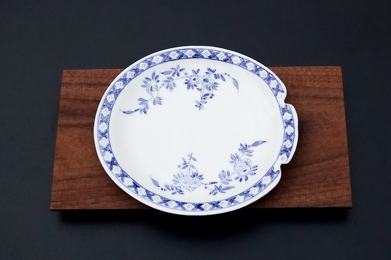 粵東磁廠 - 魚形藍色督花碟 香港彩瓷 人手加彩 - 碗 - 其他材質 藍色