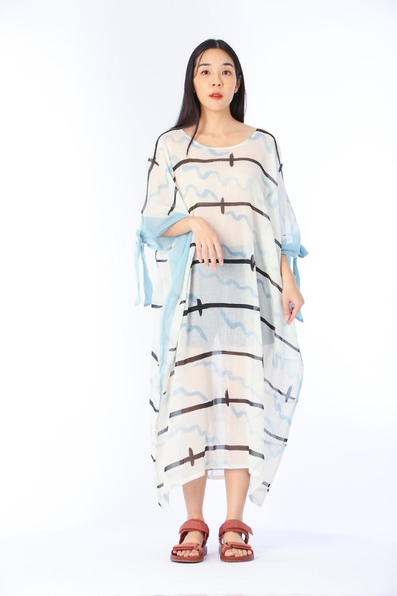 Hand Painted Cotton Kaftan for Summer Resort Vacation- Free Size - 連身裙 - 棉．麻 白色