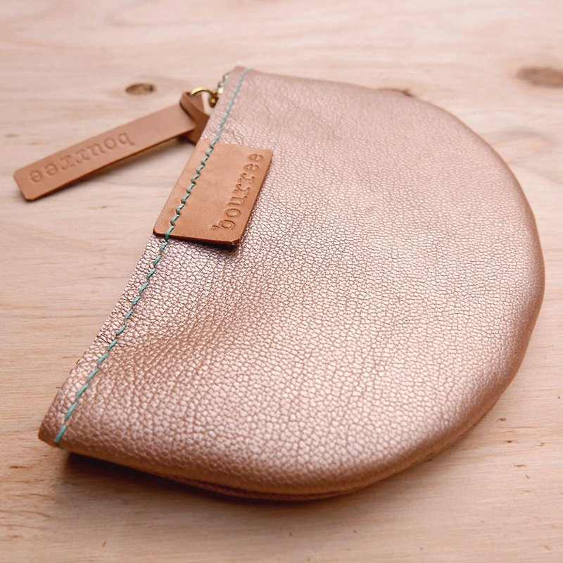 Not Full Moon handmade coin purse pearl powder - Coin Purses - Genuine Leather Pink