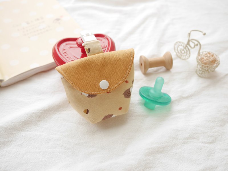 立體奶嘴收納袋 奶嘴收納袋 可愛刺蝟款 - 奶瓶/奶嘴 - 棉．麻 橘色