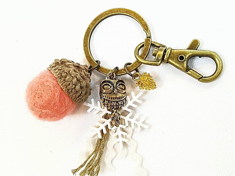 Paris*Le Bonheun. Forest of happiness. owl. Wool felt acorns. Pine cone key ring charm. Christmas gifts - Keychains - Other Metals Orange