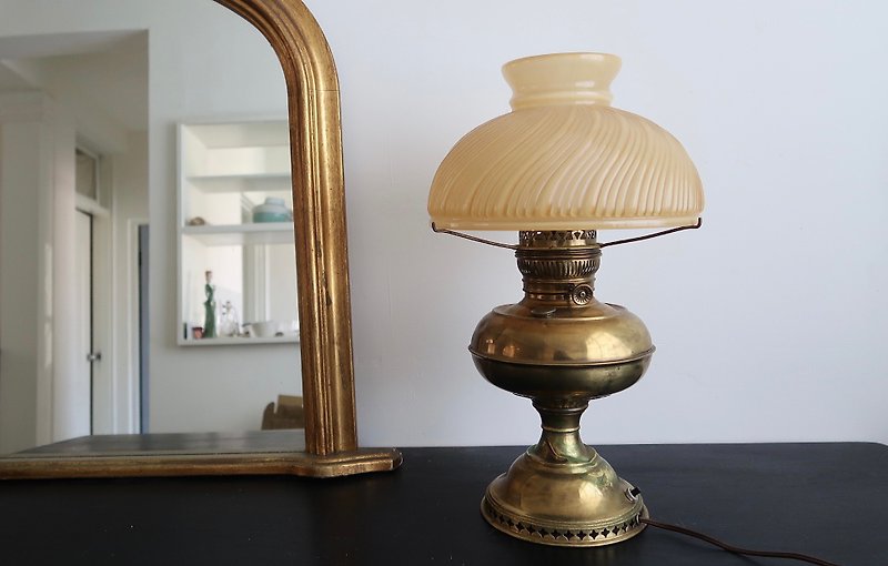 Bronze amber oil lamp - โคมไฟ - ทองแดงทองเหลือง 