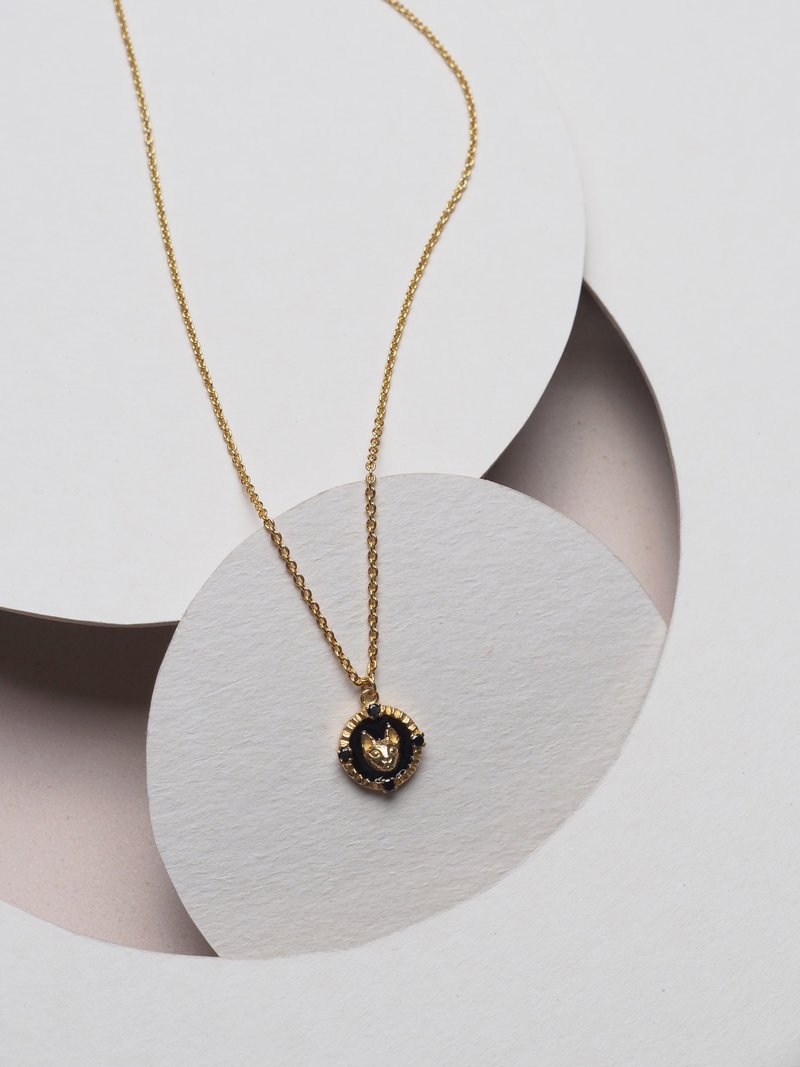 Cat Face Round Radius Pendant Necklace, Sterling Silver Necklace, Cat Necklace - 項鍊 - 其他材質 金色