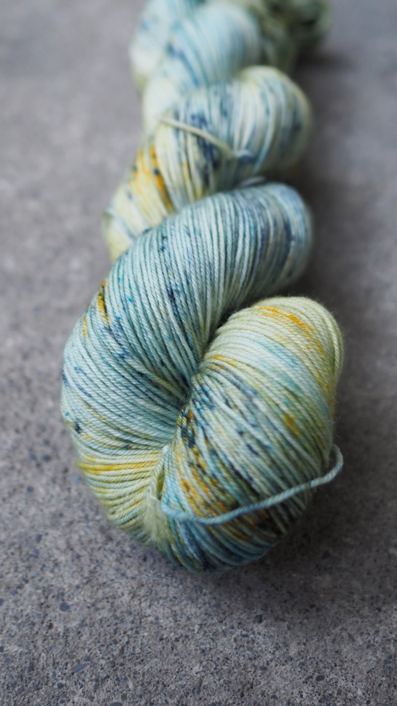 Hand Dyed Sock Line - Ore (100% Super Washed Merino) - เย็บปัก/ถักทอ/ใยขนแกะ - ขนแกะ สีเขียว