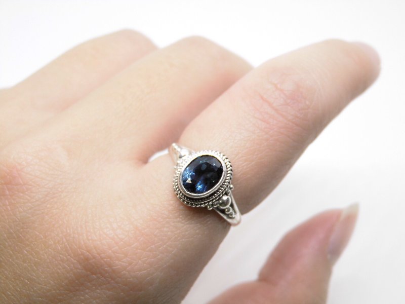 London Blue Topaz elegant blue topaz sterling silver ring inlaid hand-made in Nepal - General Rings - Gemstone Blue
