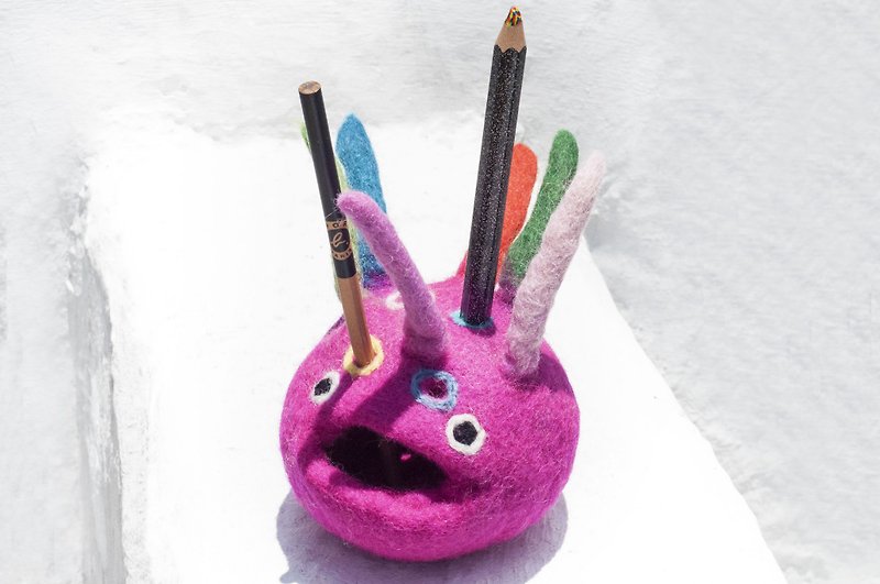 ขนแกะ กล่องใส่ปากกา หลากหลายสี - Handmade wool felt pen holder / stationery / pen holder / color wool felt pen holder - monster pen holder pink business card holder