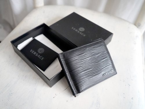 Travel Genius 中古店 全新VERSACE 黑色真皮牛皮竹節紋短銀包卡包錢包 義大利奢侈名牌