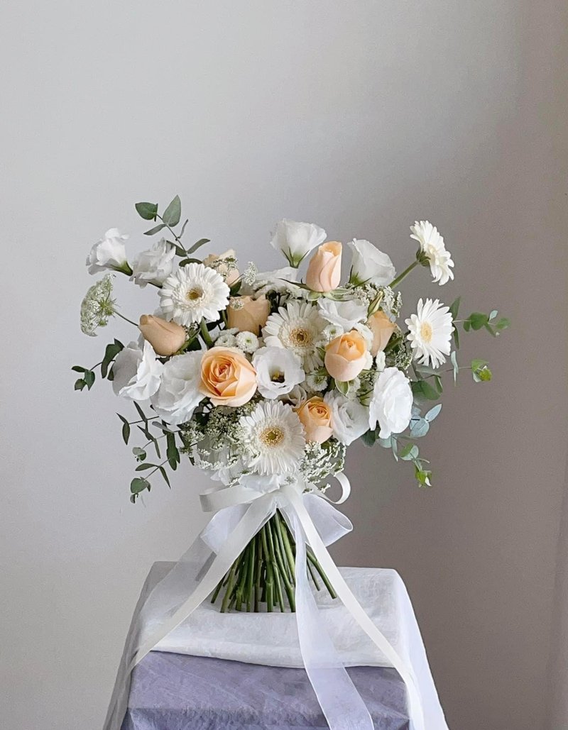 [Flowers] American bouquet of white champagne roses, platycodon and sunflowers - Other - Plants & Flowers Orange